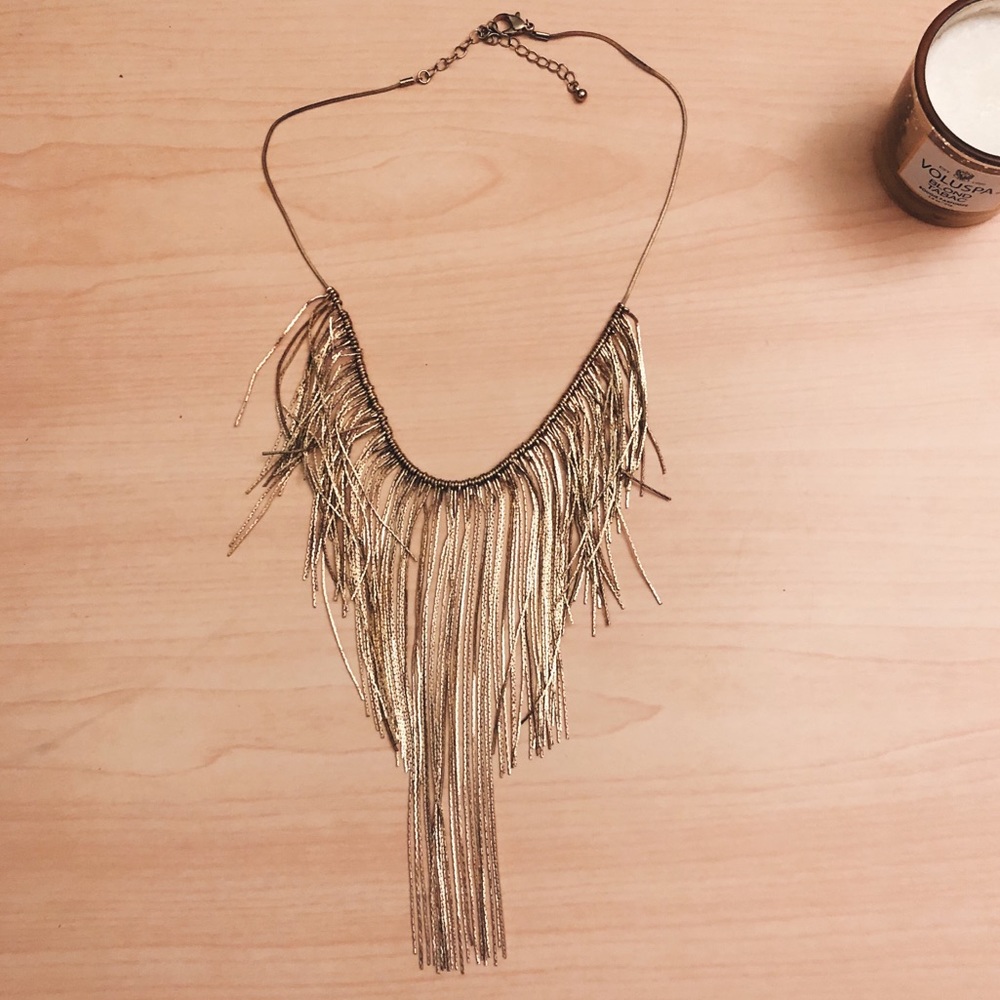 AKIRA | statement necklace